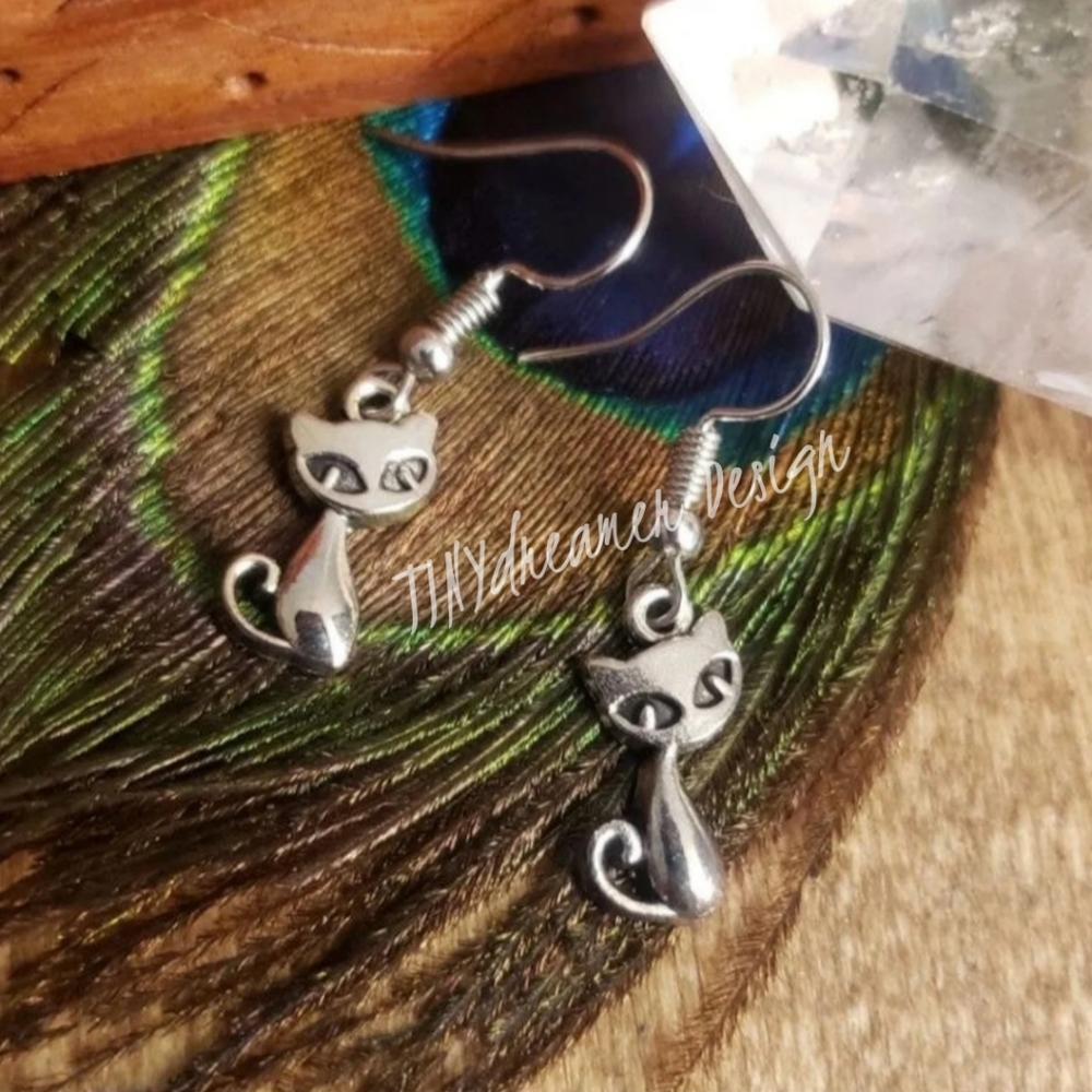 Cat earrings Meow Silver Kitty Feline Pet Animal Lover gift idea Halloween Witch - Picture 1 of 9